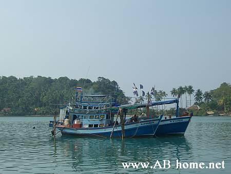 Fisherboats at Bang Bao harbor